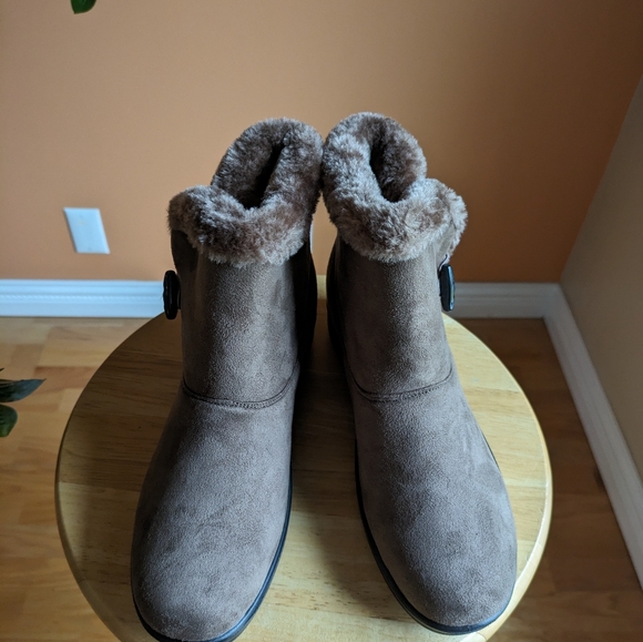 NEW VJH Comfort Boots 🥾 Size 9 Women's Brawn - Picture 4 of 5